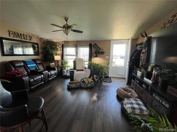 $270,000 | 2323 Senter Avenue, Burlington, CO 80807