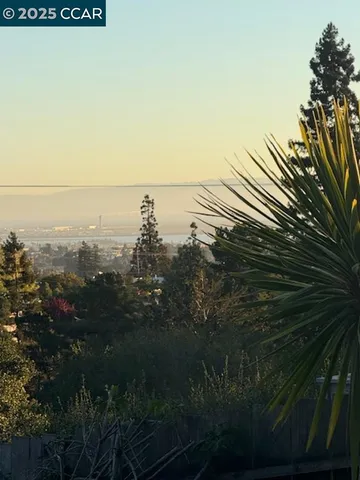 $895,000 | 4271 Whittle Avenue, Oakland, CA 94602