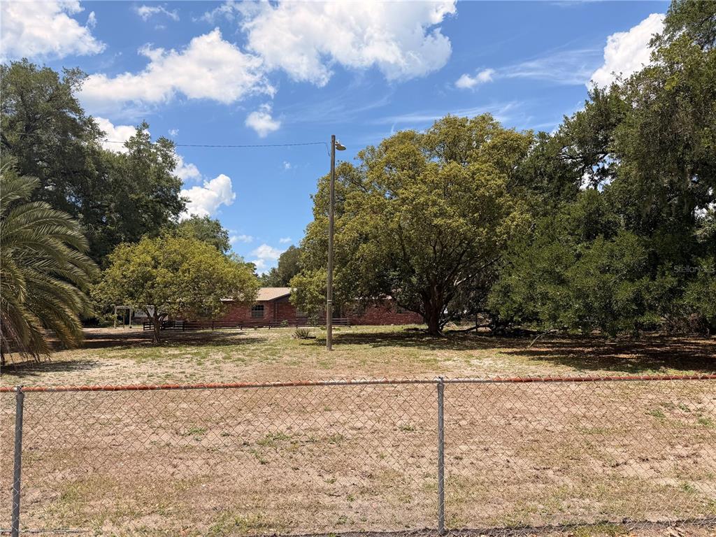 10720 Bryan Road Tampa, FL 33610 - Photo 4 of 11