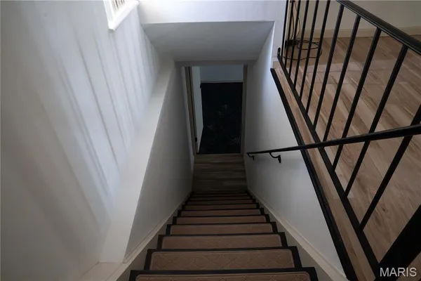 $214,900 | 1618 Ventnor Place, Florissant, MO 63031