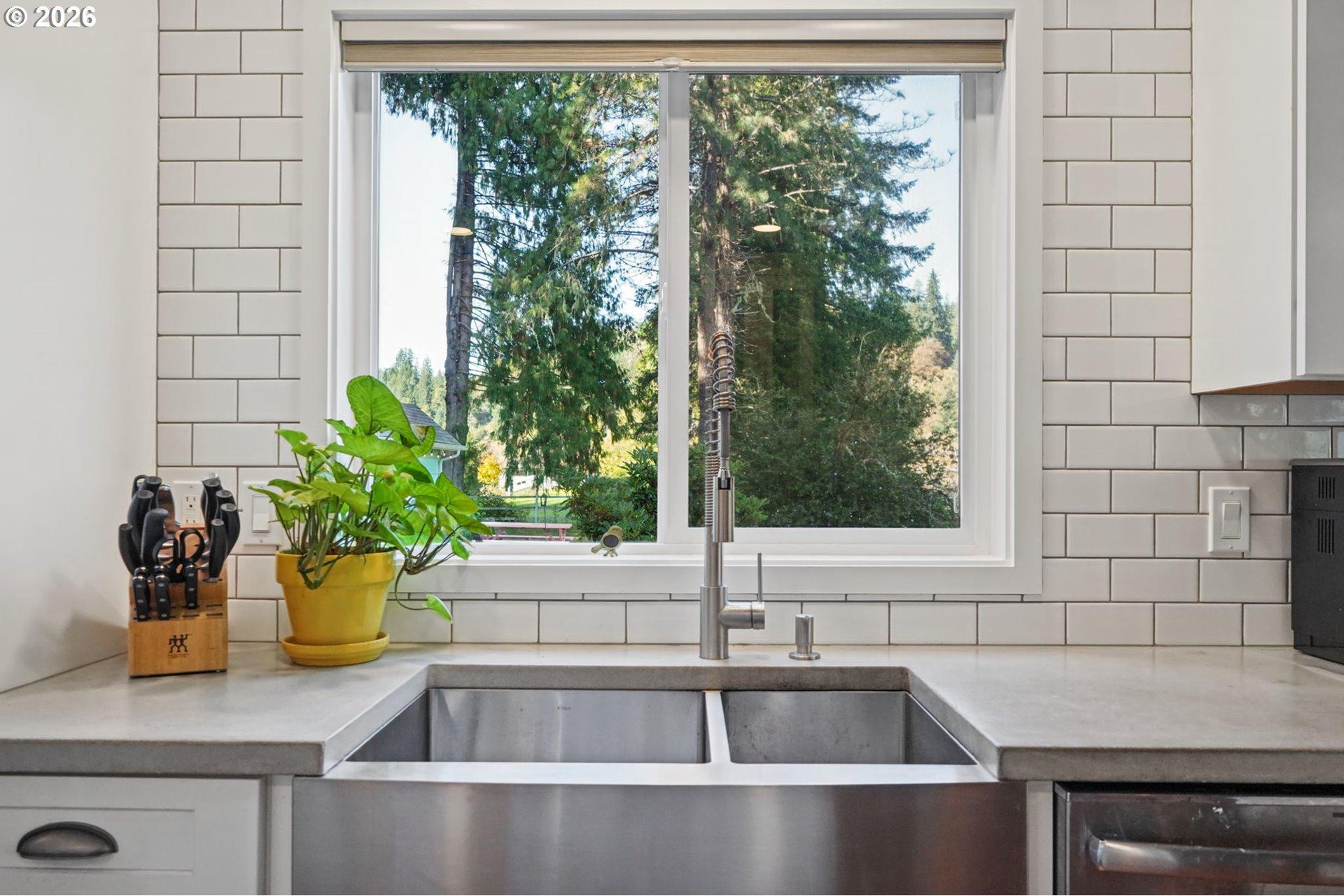 9959 Sweet Creek Road Mapleton, OR 97453 - Photo 16 of 48 Gallery Image 16