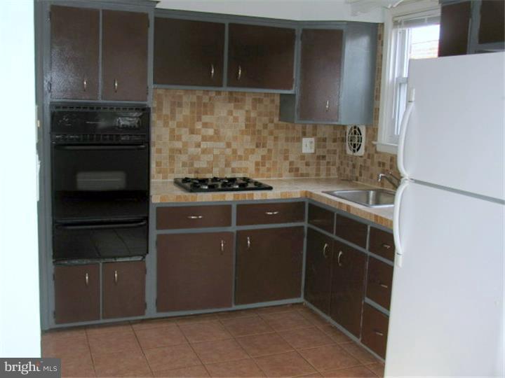 10778 Lockart Road Philadelphia, PA 19116 - Photo 12 of 25 Gallery Image 12
