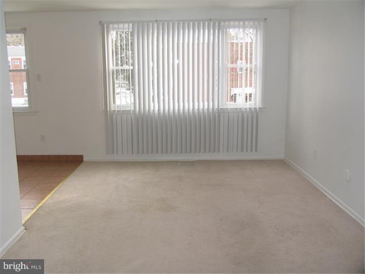 10778 Lockart Road Philadelphia, PA 19116 - Photo 10 of 25 Gallery Image 10