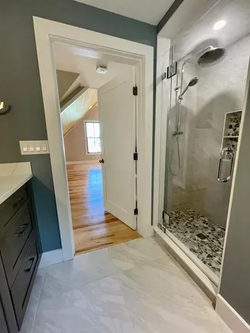 $1,279,000 | 46 Atlantic Avenue, Vinalhaven, ME 04863