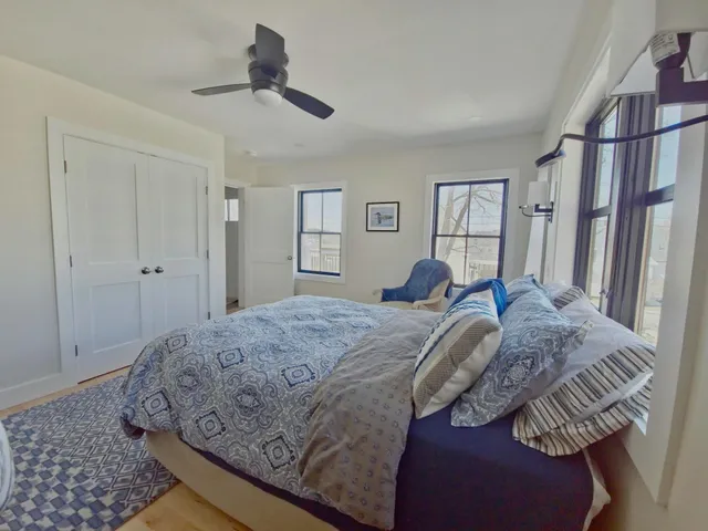 $1,279,000 | 46 Atlantic Avenue, Vinalhaven, ME 04863