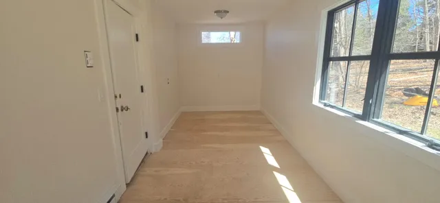 $1,279,000 | 46 Atlantic Avenue, Vinalhaven, ME 04863