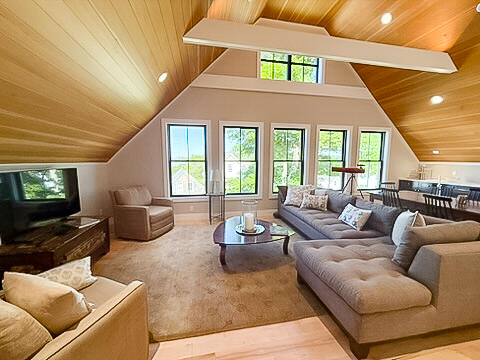 46 Atlantic Avenue Vinalhaven, ME 04863 - Photo 6 of 45 B2746034-948D-4A96-91AB-EED11CDC4645_4_5