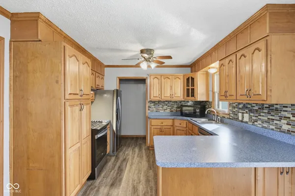 $276,000 | 3502 South Sadlier Drive, Indianapolis, IN 46239