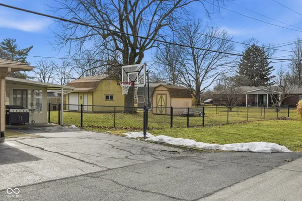 $276,000 | 3502 South Sadlier Drive, Indianapolis, IN 46239