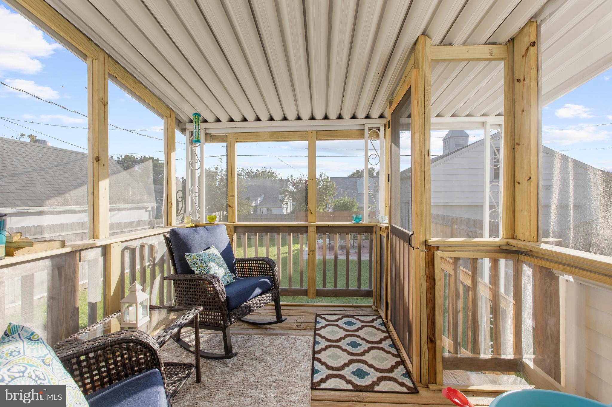 1528 Rita Road Dundalk, MD 21222 - Photo 13 of 28 Screen in Porch