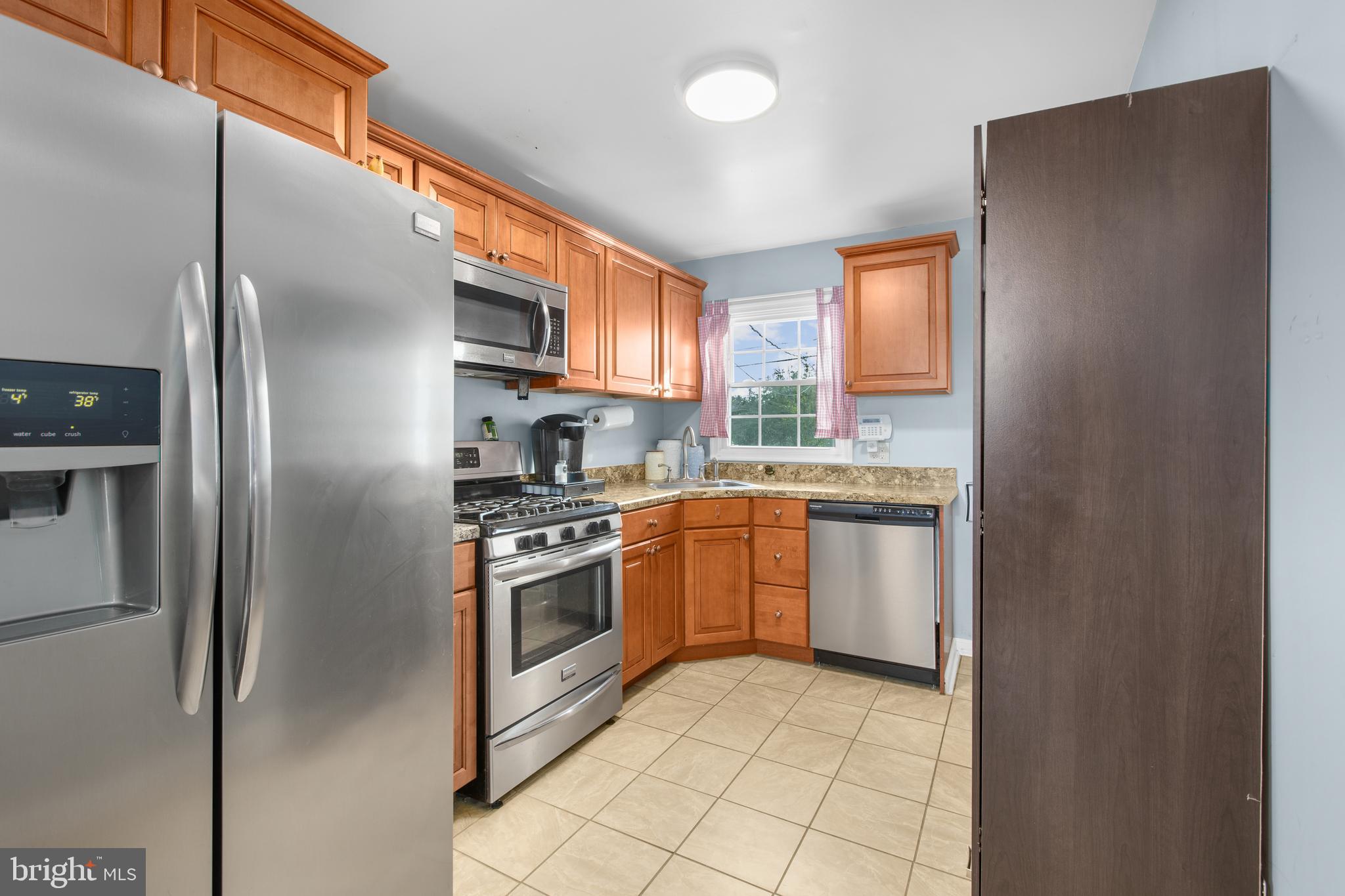 1528 Rita Road Dundalk, MD 21222 - Photo 5 of 28 Kitchen