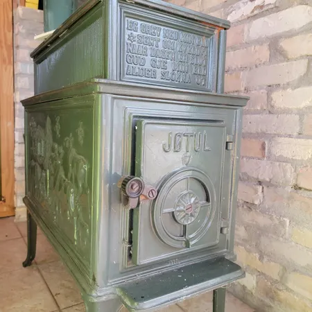 $525,000 | 300 West Prospect Avenue, Appleton, WI 54911