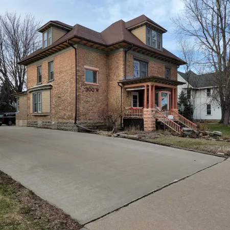 $525,000 | 300 West Prospect Avenue, Appleton, WI 54911