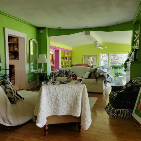 $525,000 | 300 West Prospect Avenue, Appleton, WI 54911