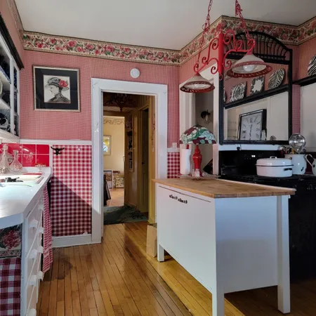 $499,990 | 300 West Prospect Avenue, Appleton, WI 54911