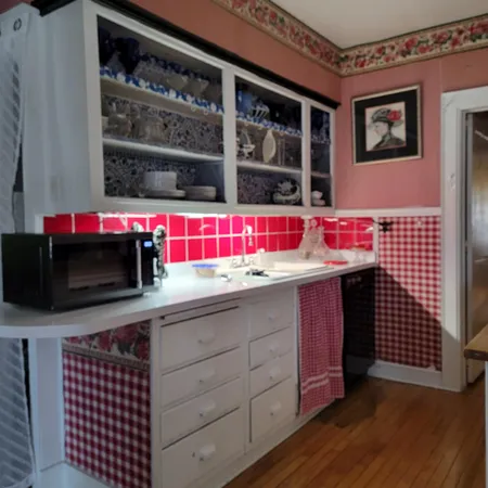 $525,000 | 300 West Prospect Avenue, Appleton, WI 54911