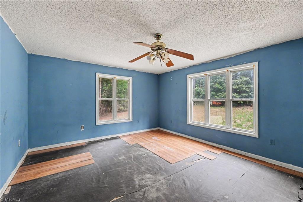 1059 Ben Anderson Road Mocksville, NC 27028 - Photo 10 of 26