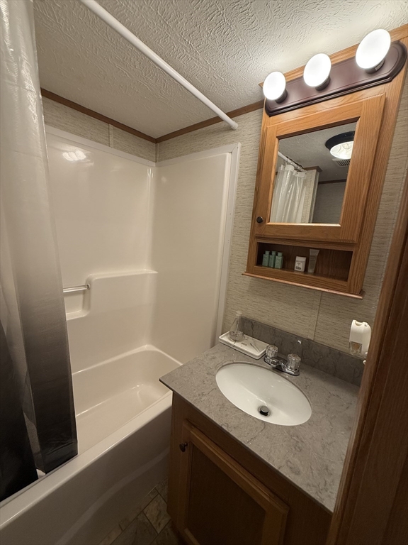 185 Cotuit Road Sandwich, MA 02563 - Photo 9 of 22