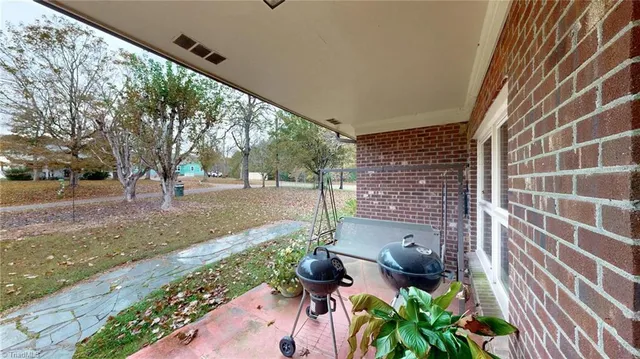 $370,000 | 2788 Fuller Mill Road North, Thomasville, NC 27360