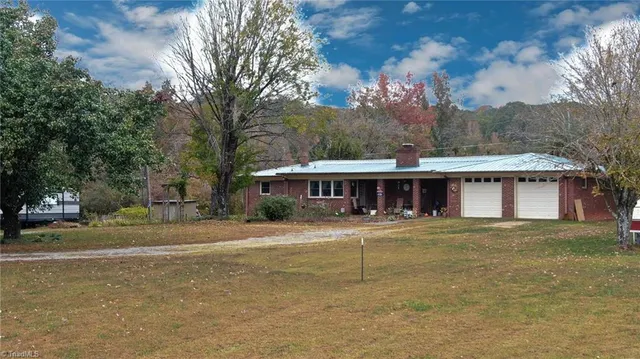 $370,000 | 2788 Fuller Mill Road North, Thomasville, NC 27360