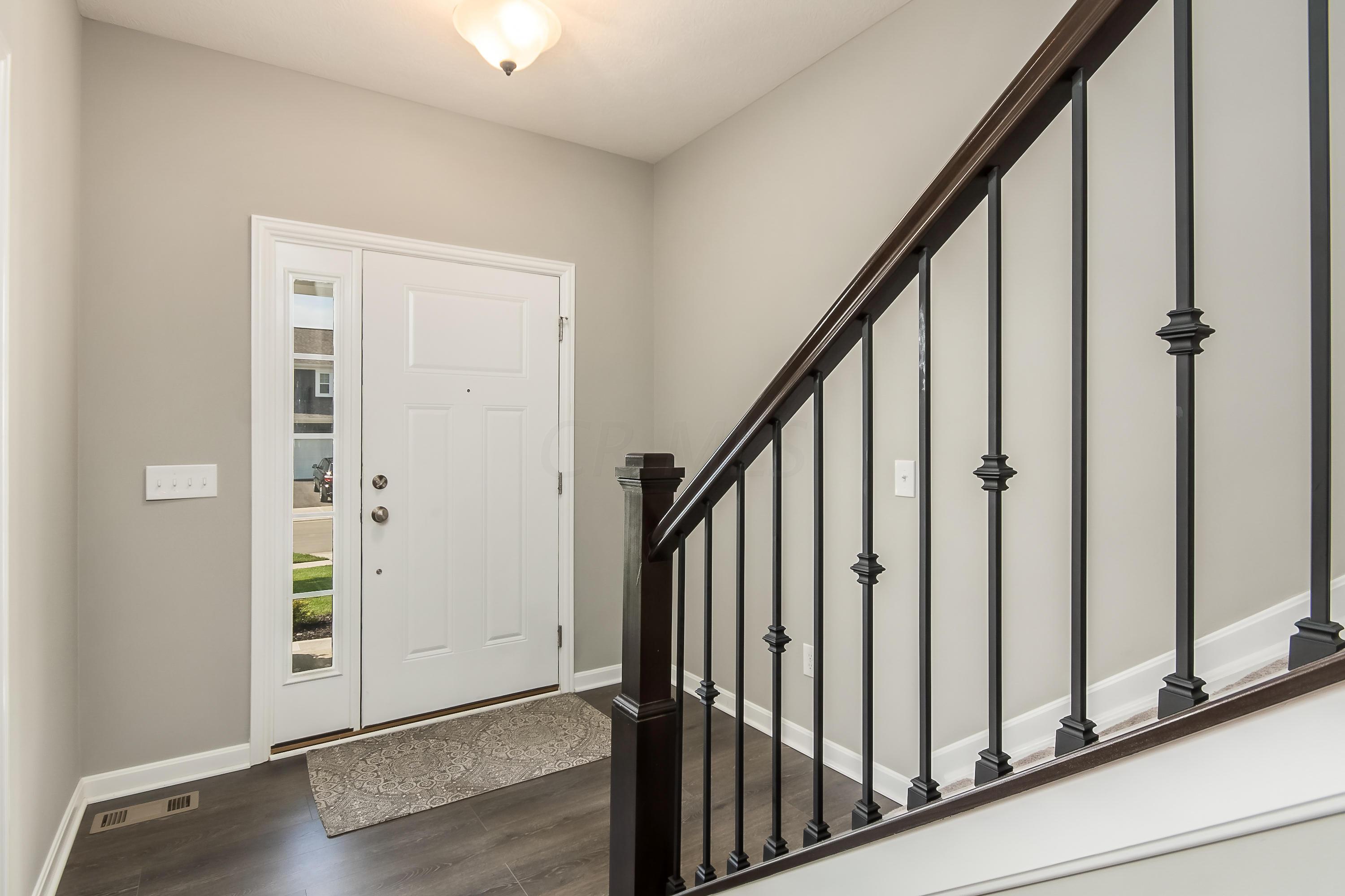 4154 Grouse Point Powell, OH 43065 - Photo 2 of 27