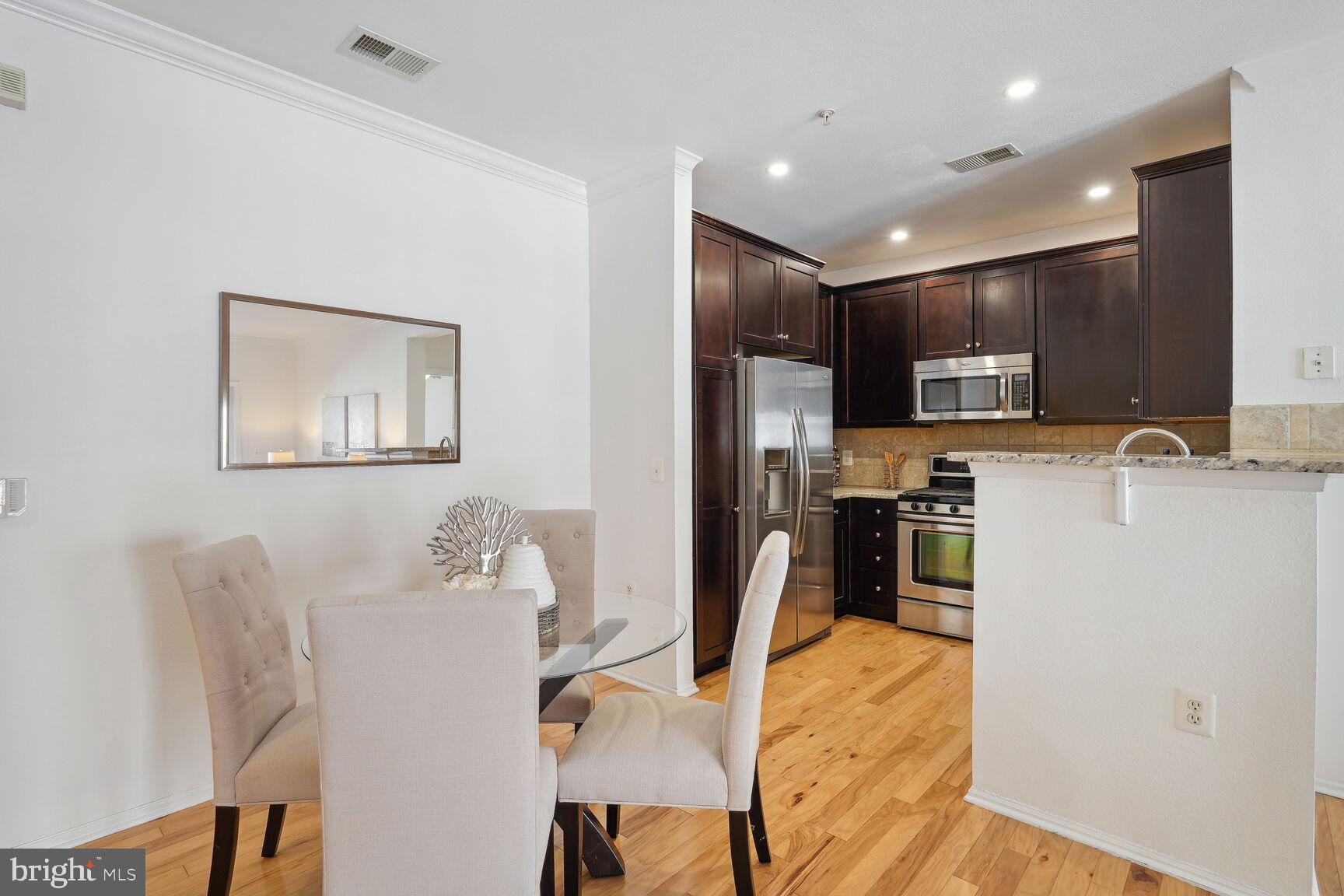 11750 Old Georgetown Road, Unit 2314 Rockville, MD 20852 - Photo 14 of 45 Dining Room
