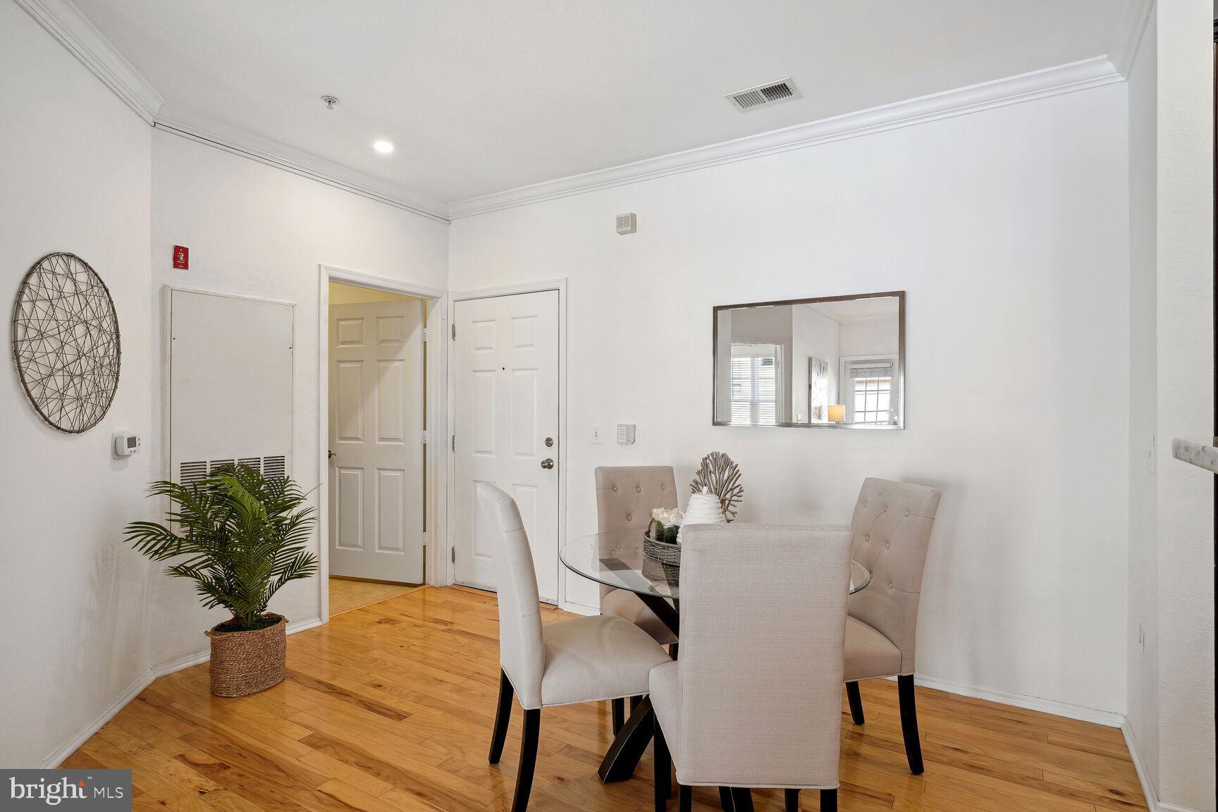 11750 Old Georgetown Road, Unit 2314 Rockville, MD 20852 - Photo 15 of 45 Dining Room