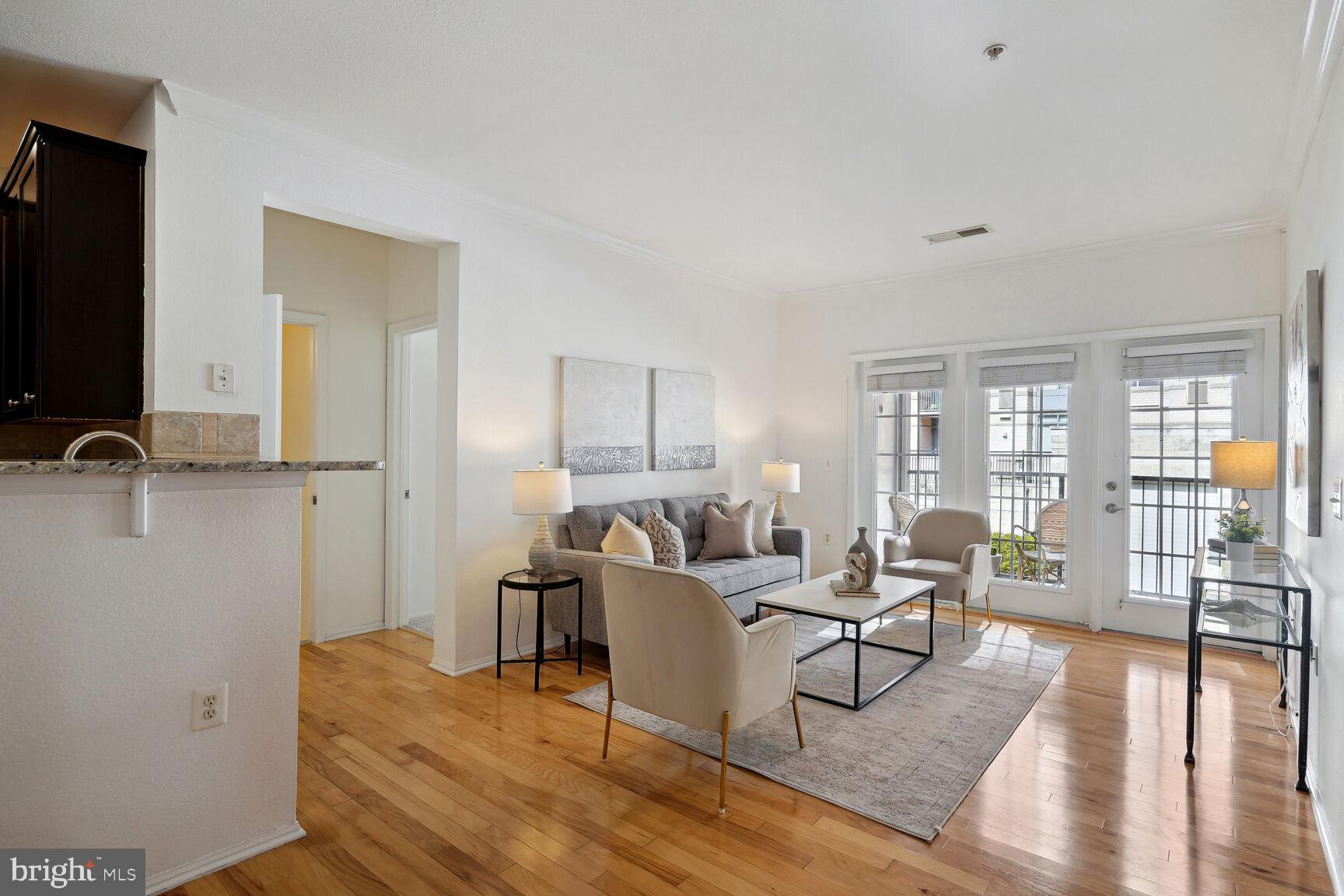 11750 Old Georgetown Road, Unit 2314 Rockville, MD 20852 - Photo 9 of 45 Living Room