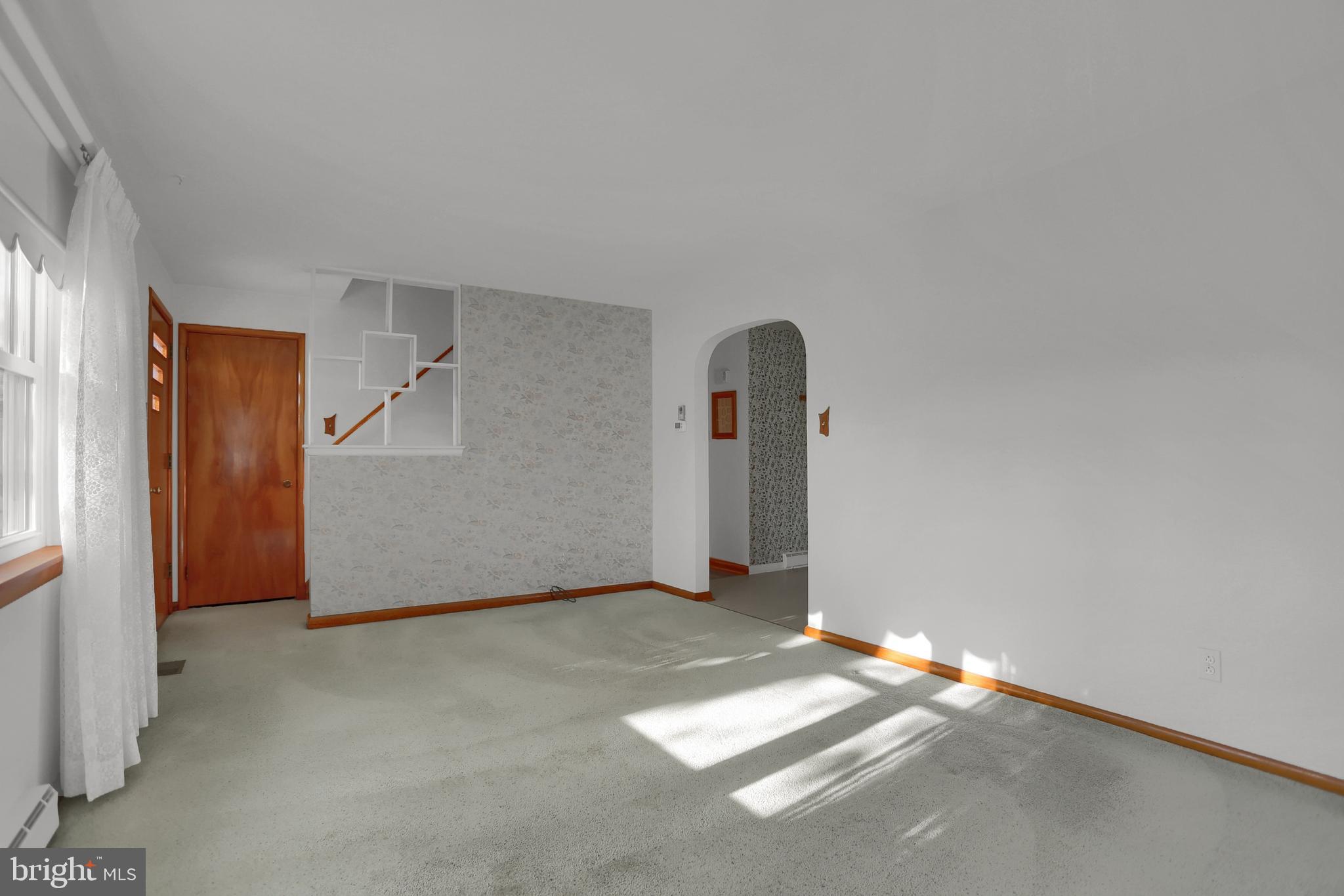 305 Newberry Road Middletown, PA 17057 - Photo 21 of 48 Living Room