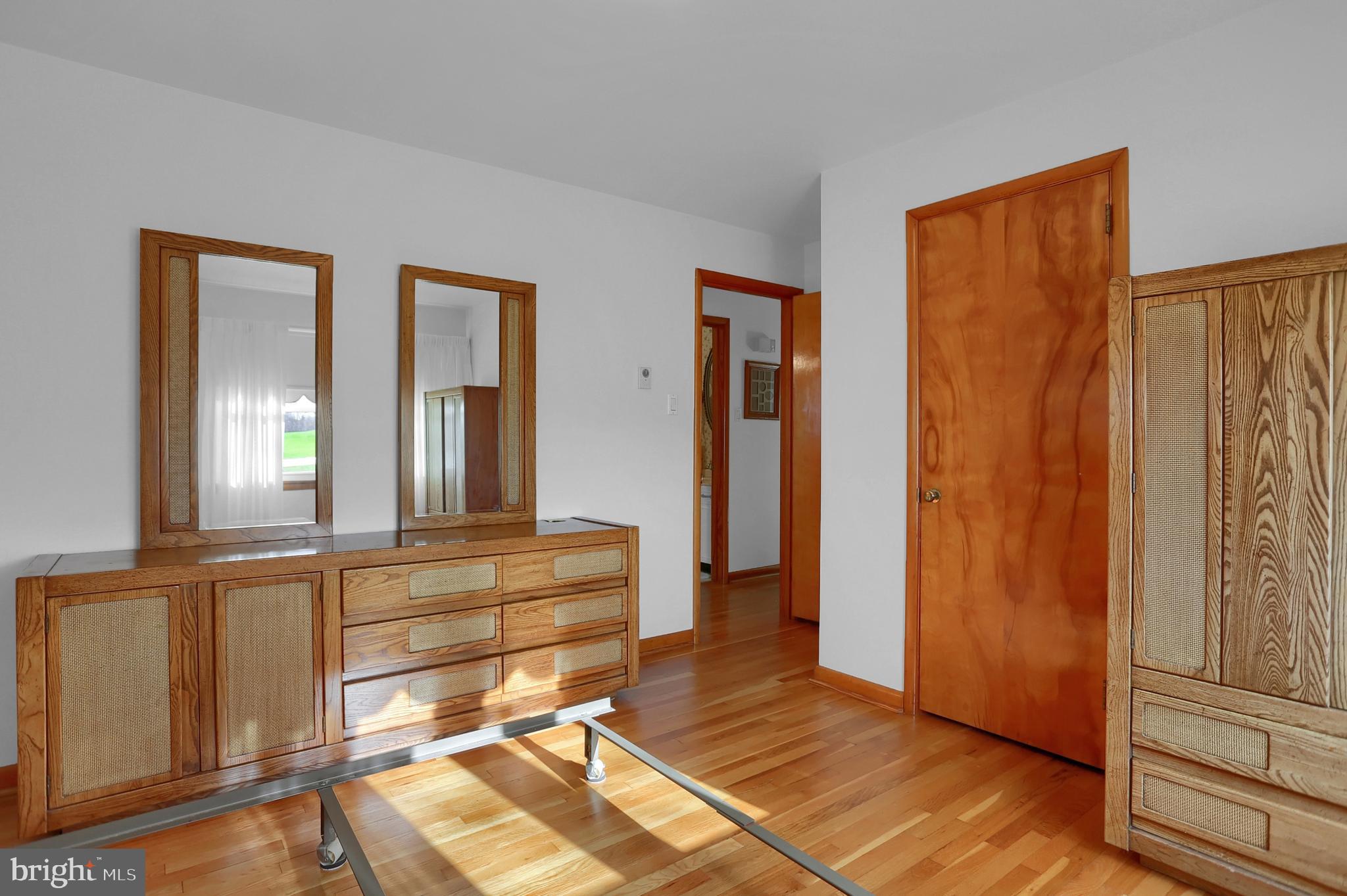305 Newberry Road Middletown, PA 17057 - Photo 29 of 48 1st floor 2nd bedroom
