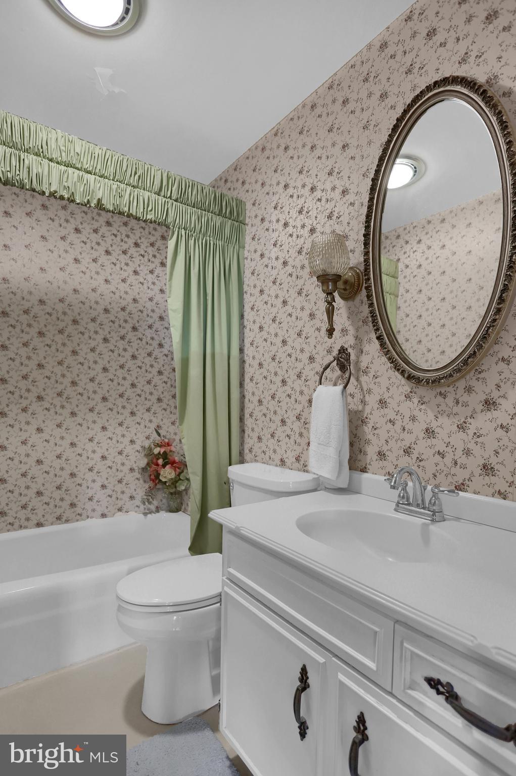 305 Newberry Road Middletown, PA 17057 - Photo 31 of 48 Bathroom #1