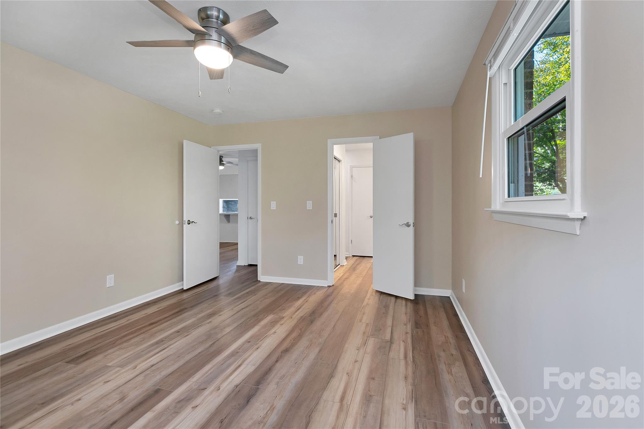 114 Falling Waters Road, Unit 2 Hendersonville, NC 28792 - Photo 19 of 47 Gallery Image 19