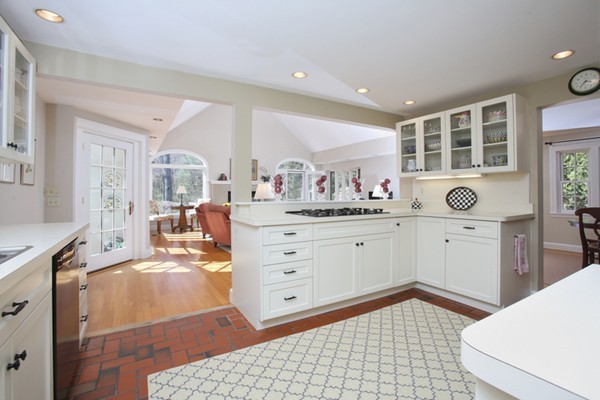 25 Columbine Road Weston, MA 02493 - Photo 4 of 11