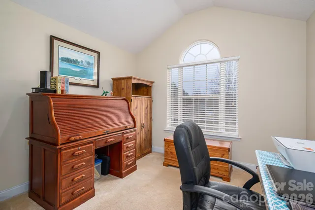 $465,000 | 104 Lakewood Drive, Kings Mountain, NC 28086