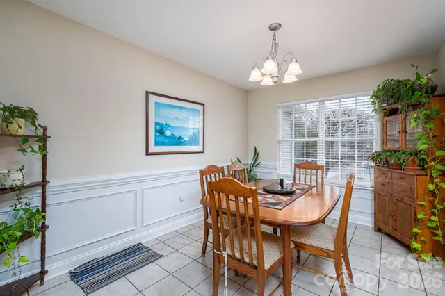 $465,000 | 104 Lakewood Drive, Kings Mountain, NC 28086