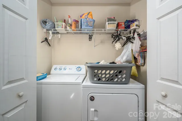 $465,000 | 104 Lakewood Drive, Kings Mountain, NC 28086