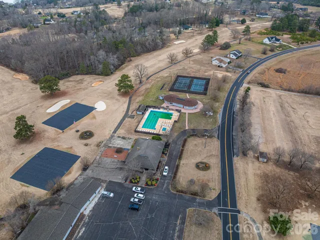 $465,000 | 104 Lakewood Drive, Kings Mountain, NC 28086