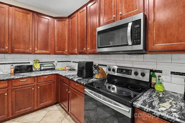 $525,000 | 5307 Bendix Court, Harrisburg, NC 28075