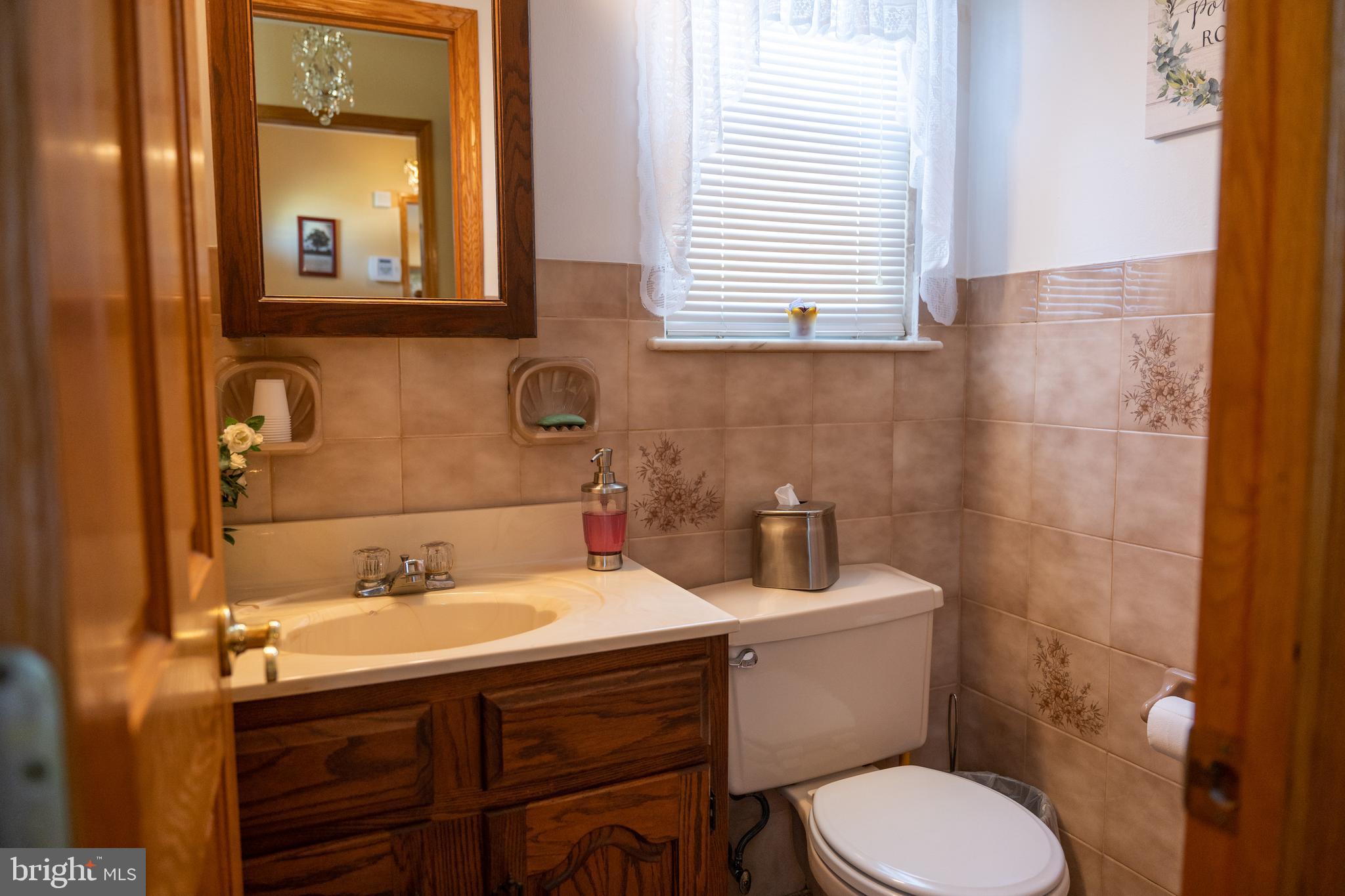 2556 Pettit Road Pennsauken, NJ 08109 - Photo 26 of 48 Half Bath