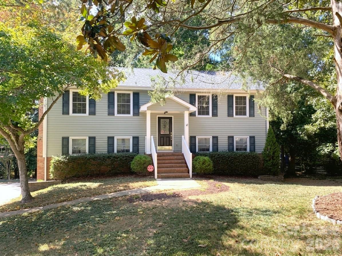 1114 Glenshannon Road Matthews, NC 28105 - Photo 1 of 35