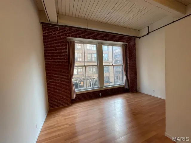 $94,900 | 507 North 13th Street, Unit 207, St. Louis, MO 63103