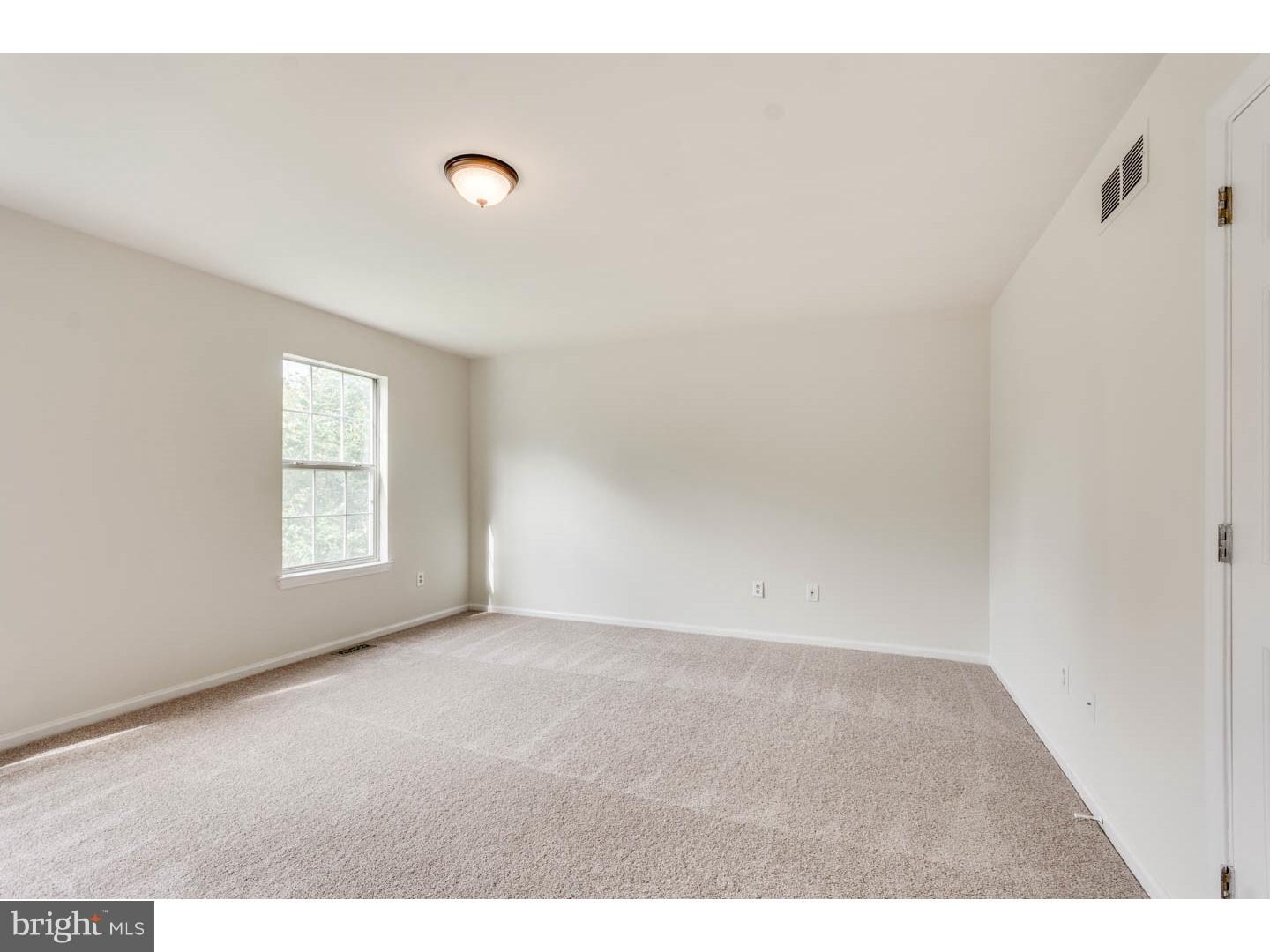 730 Rutland Court Sewell, NJ 08080 - Photo 2 of 24