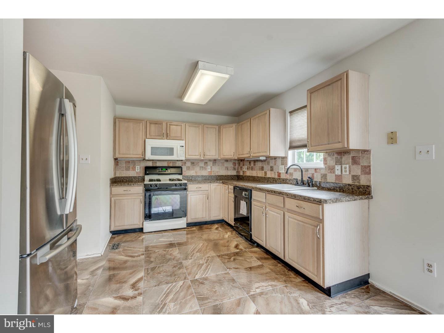 730 Rutland Court Sewell, NJ 08080 - Photo 14 of 24