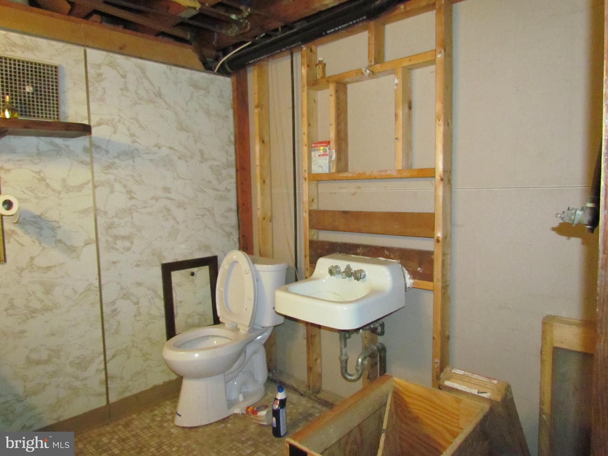 1414 Township Line Road Chalfont, PA 18914 - Photo 15 of 25 Gallery Image 15