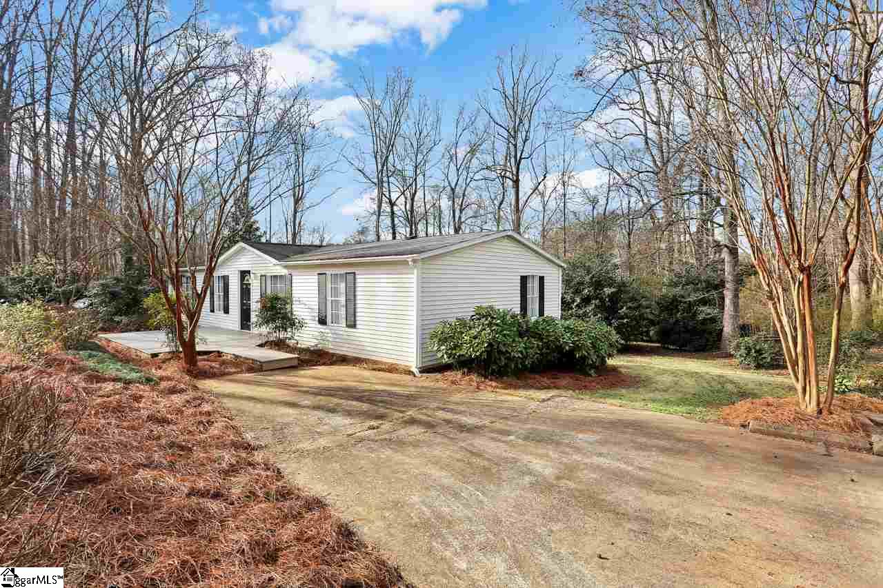 120 Putman Road Simpsonville, SC 29681 - Photo 5 of 36 Gallery Image 5