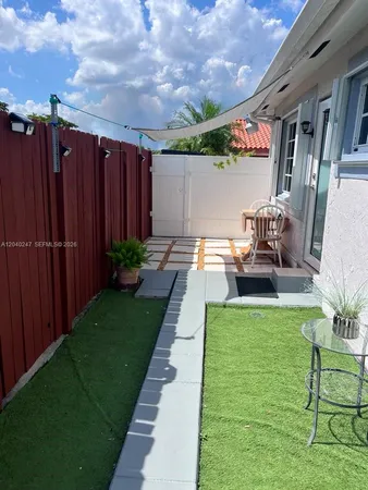 $1,400 | 1607 Southwest 136th Place, Unit 2, Miami, FL 33175