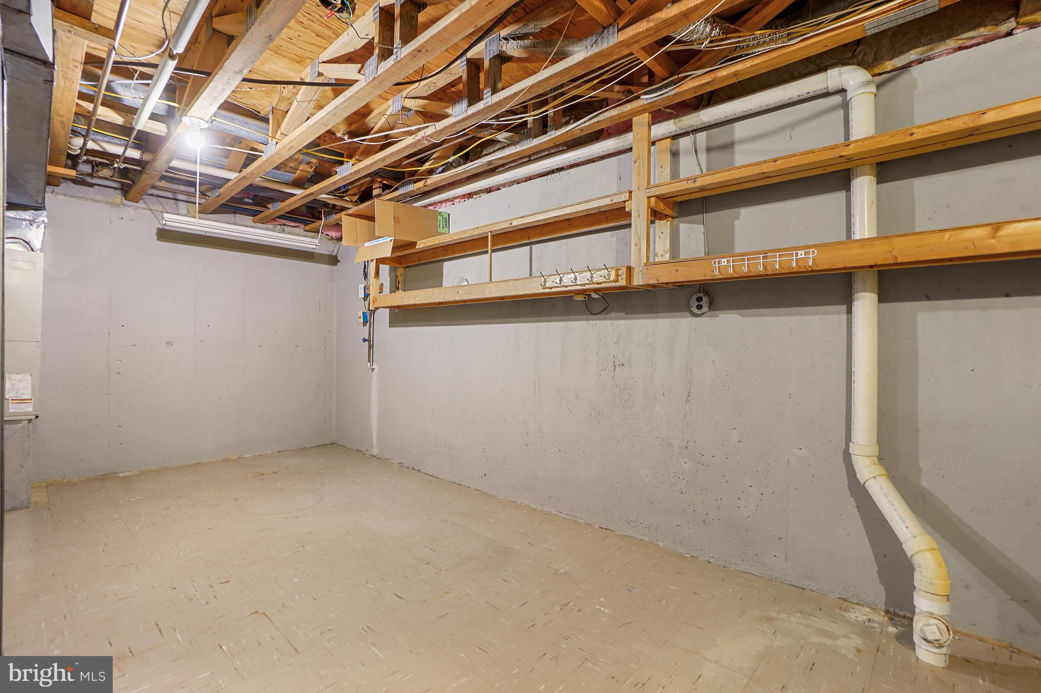 9412 Kilbride Court Perry Hall, MD 21128 - Photo 37 of 52 a view of a room with racks