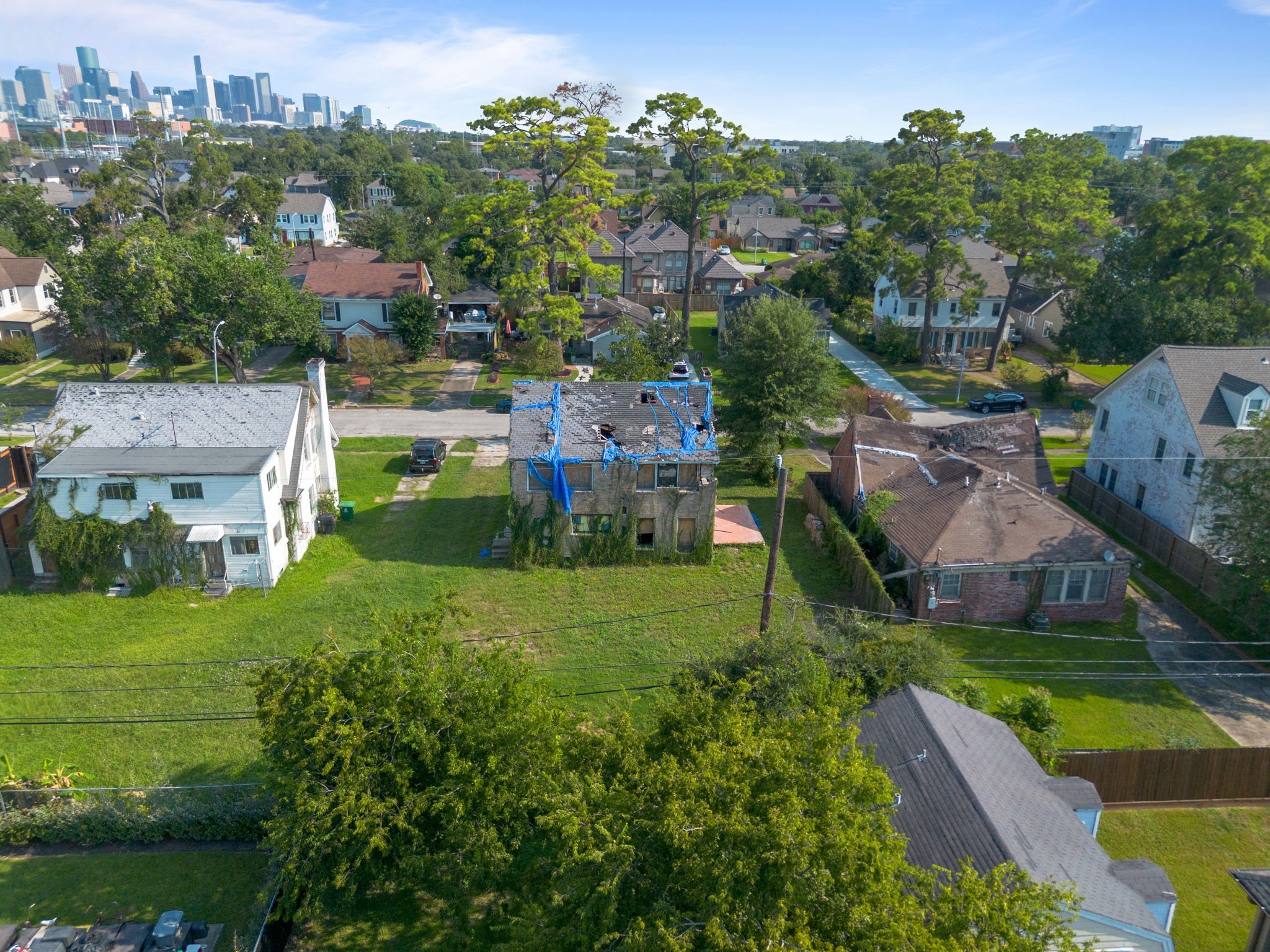 3338 Wichita Street Houston, TX 77004 - Photo 4 of 19 an aerial view of multiple house