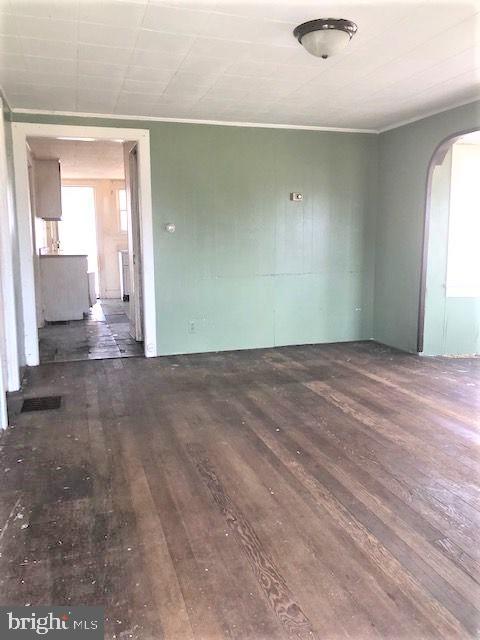 303 Pemberton Road Southampton, NJ 08088 - Photo 3 of 22