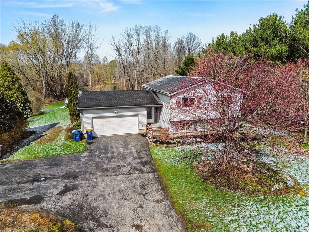 1333 Whitney Road Ontario, NY 14519 - Photo 27 of 31